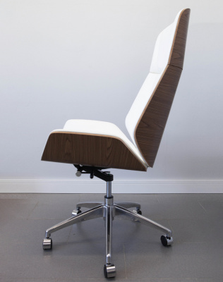 Кресло из натуральной кожи, каркас дерево арт. FX-BC06 - купить в Зеленодольске. Цена 34 820.52 руб.